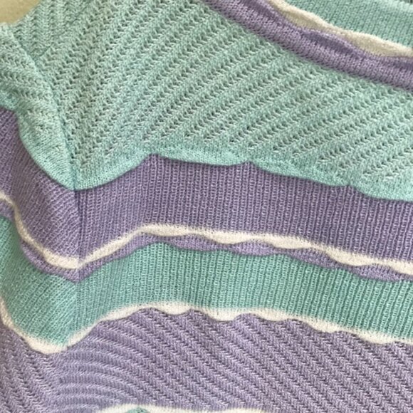 St. John Vintage Pastel Striped Scalloped Textured Sweater Crew Neck Top Knit M - Picture 12 of 13